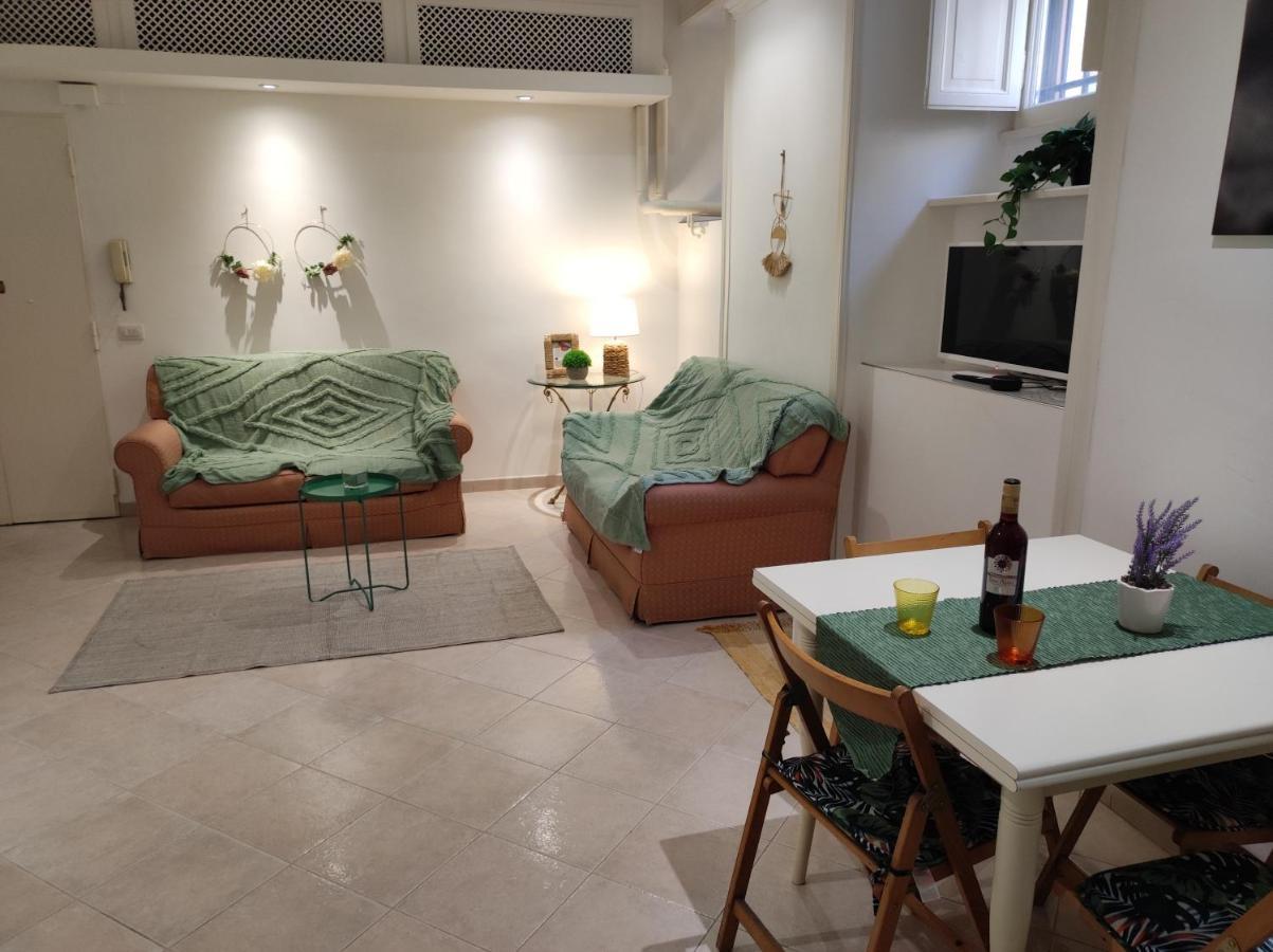 House For Families And Friends * Rom